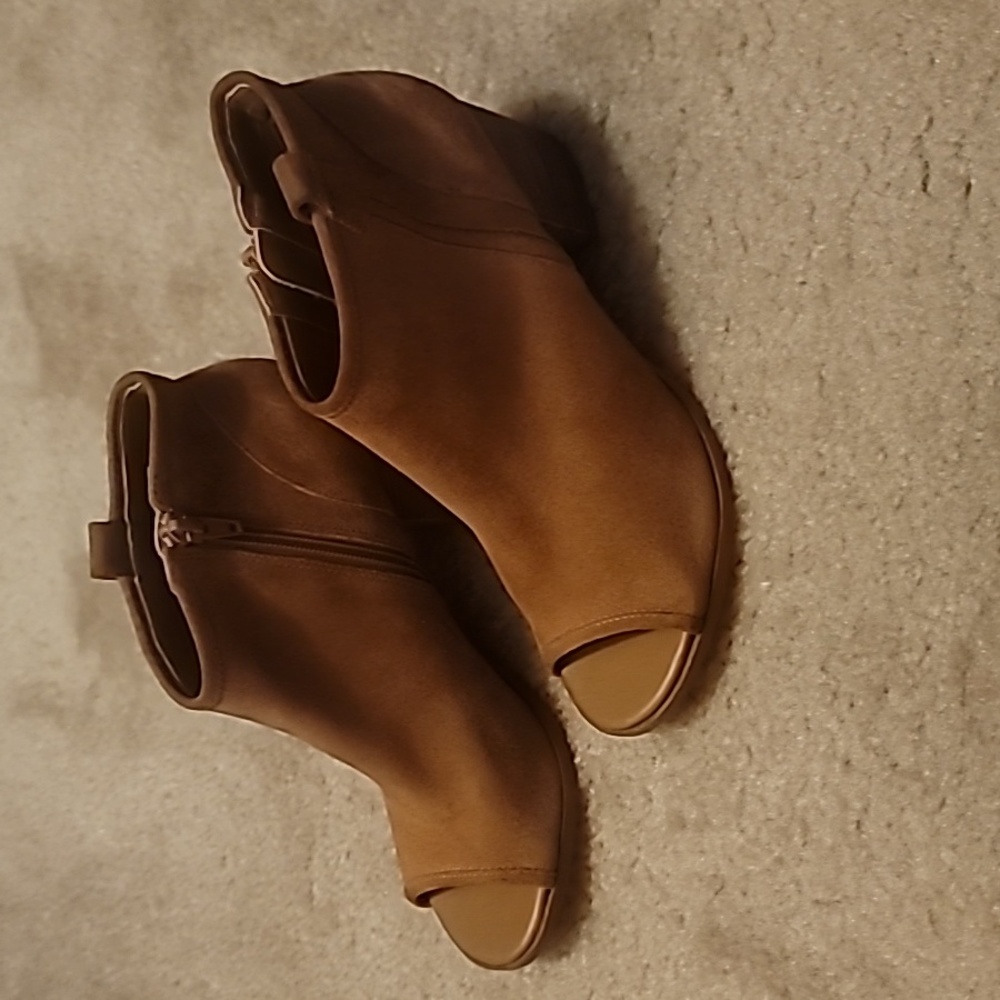 Aldo Ankle Boots‎ Brown Suede